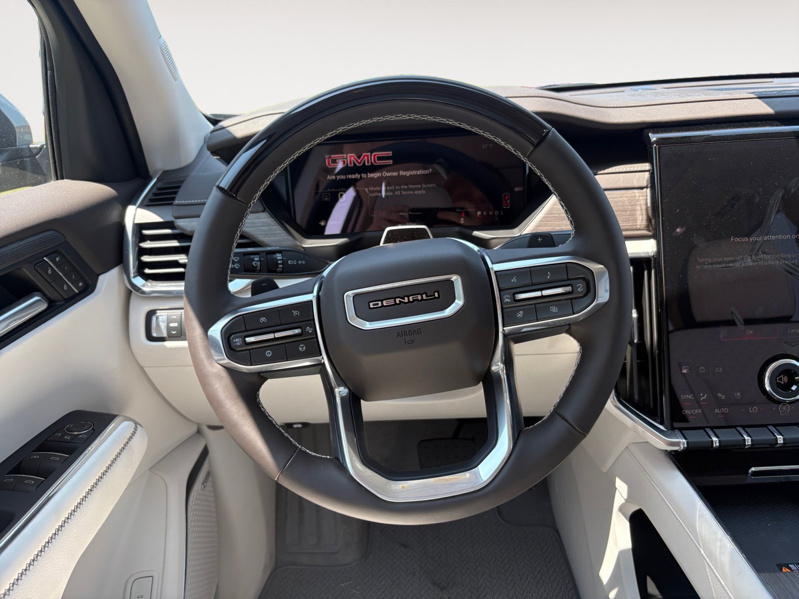 New 2026 GMC Acadia Denali w/ Super Cruise Package FWD image 12