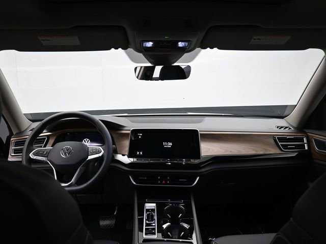New 2026 Volkswagen Atlas SE image 10