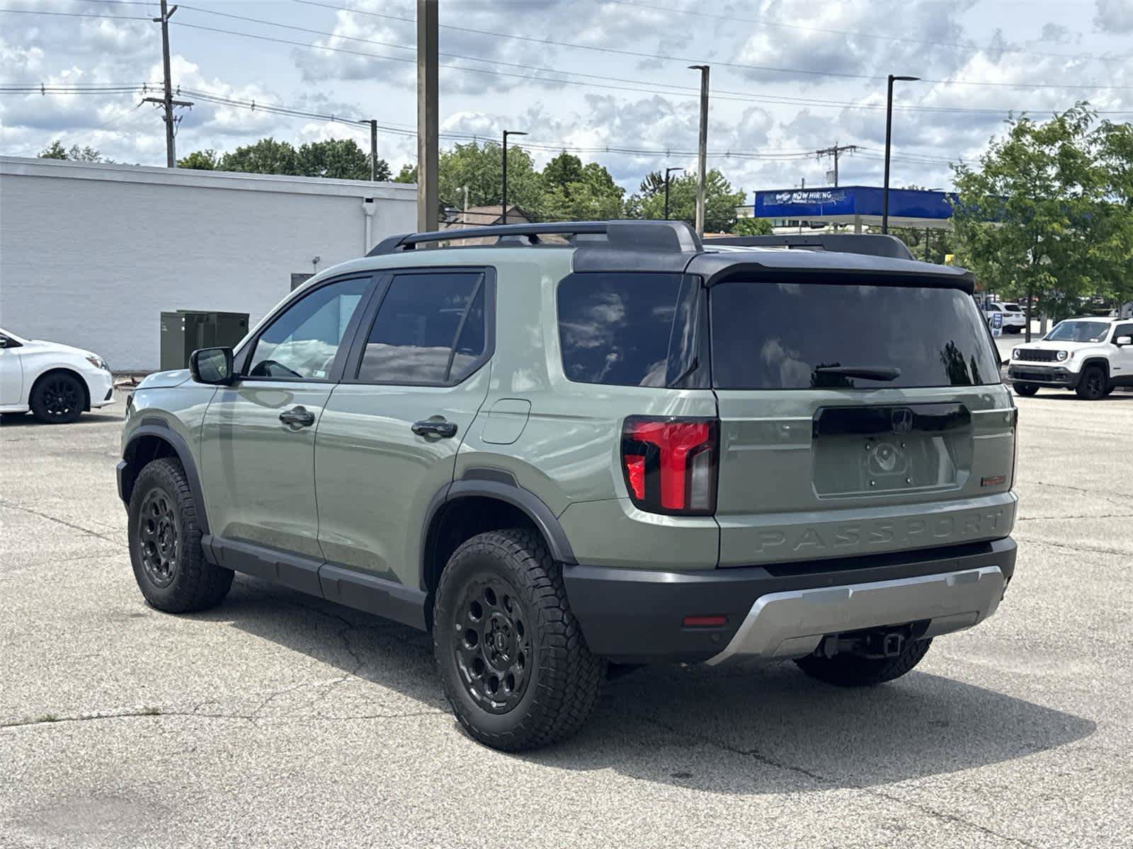 Used 2026 Honda Passport TrailSport image 3
