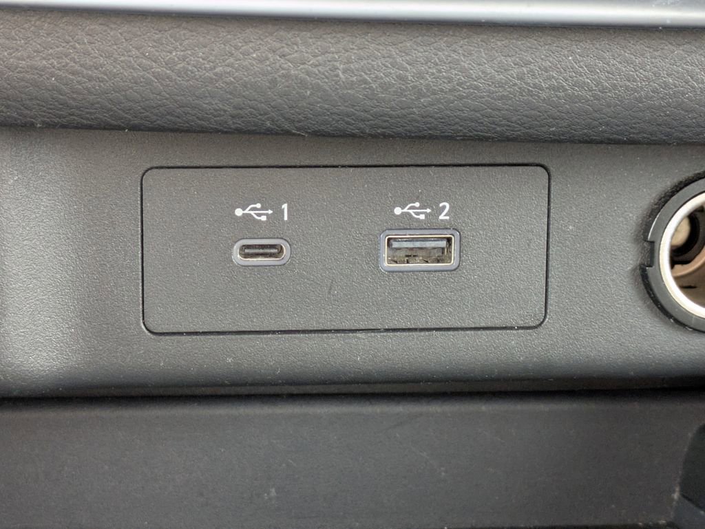 Used 2023 Nissan Rogue SV image 22
