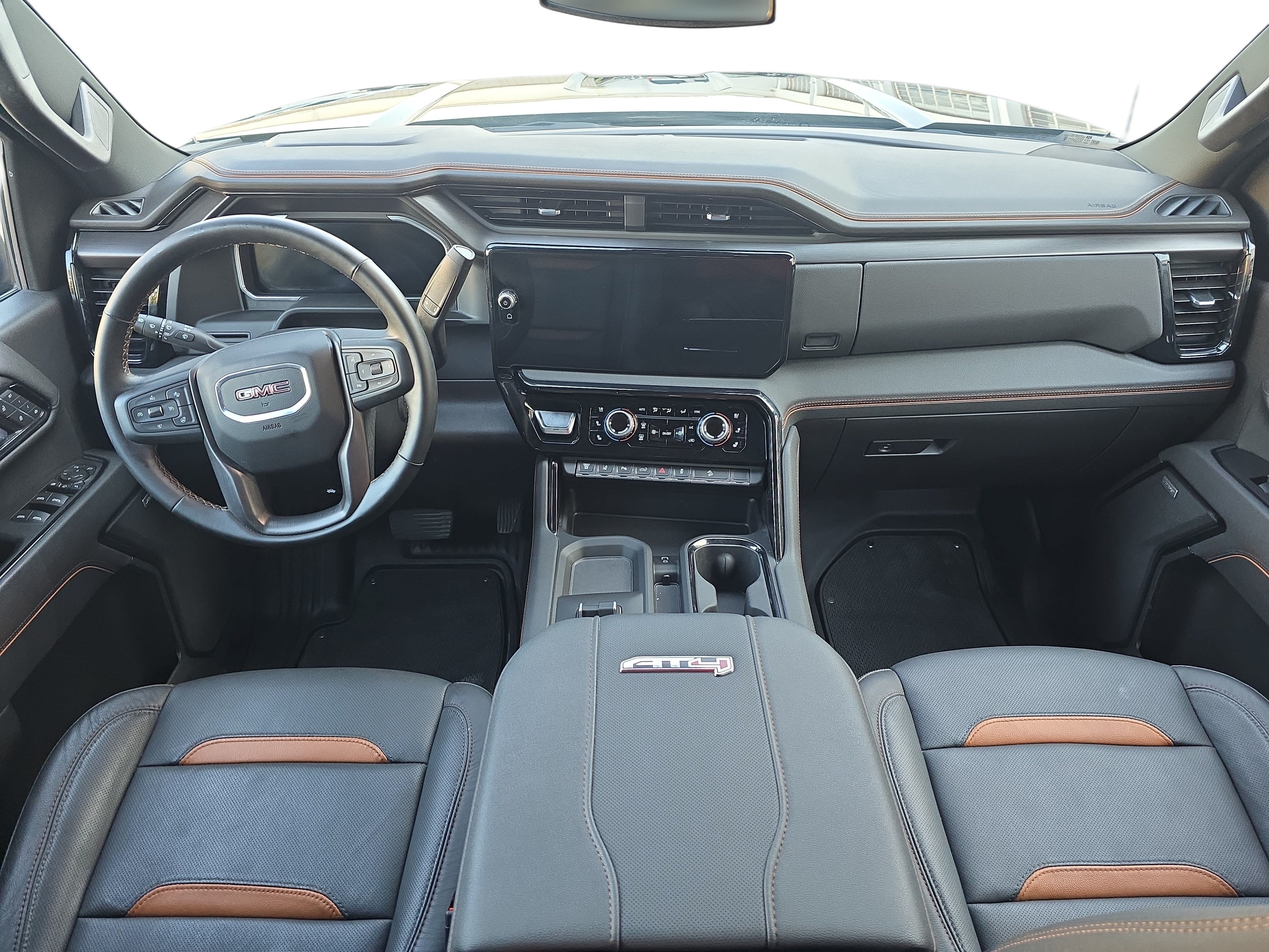 Used 2026 GMC Sierra 2500 AT4 AWD/4WD image 9