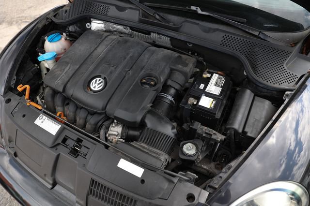 Used 2013 Volkswagen Beetle 2.5 Fender FWD image 47