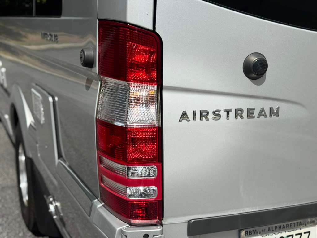 Used 2015 Mercedes-Benz Sprinter 3500 image 20
