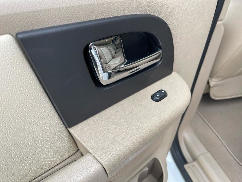 Used 2006 Ford Expedition Eddie Bauer image 34