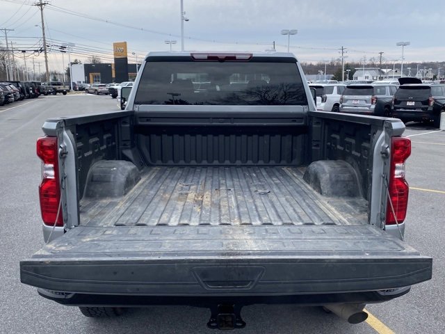 Used 2025 Chevrolet Silverado 2500 Custom w/ Custom Value Package image 9