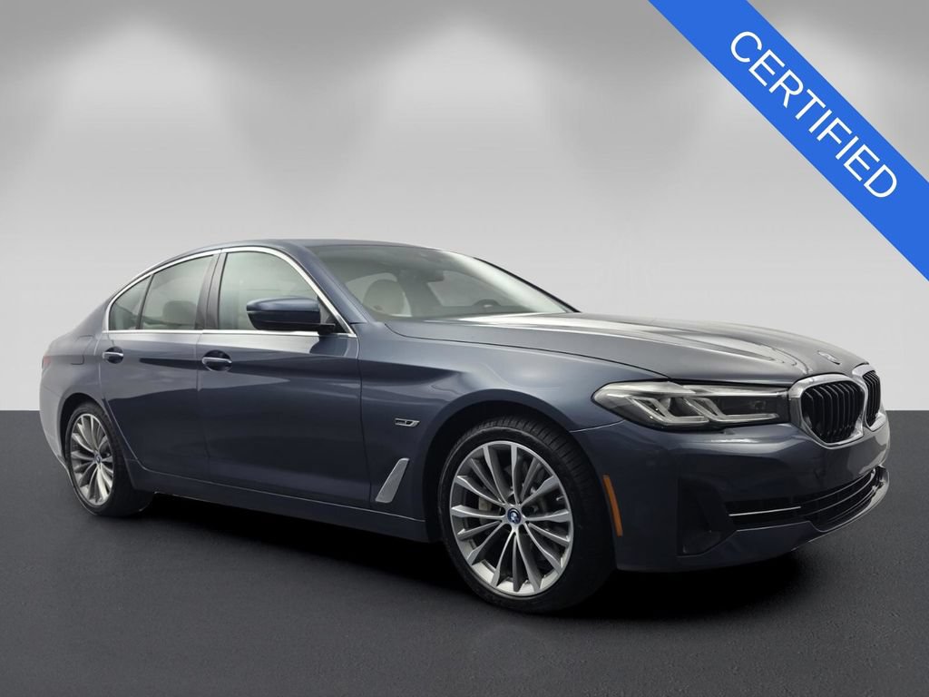 Used 2023 BMW 530e w/ Premium Package RWD video 1