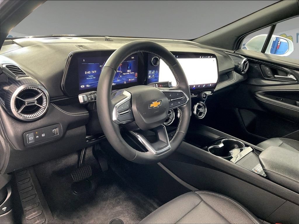 Used 2024 Chevrolet Blazer EV LT AWD/4WD image 8