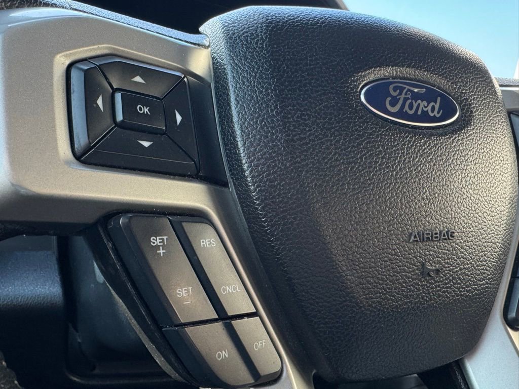 Used 2015 Ford F150 Lariat w/ Equipment Group 502A Luxury AWD/4WD image 23