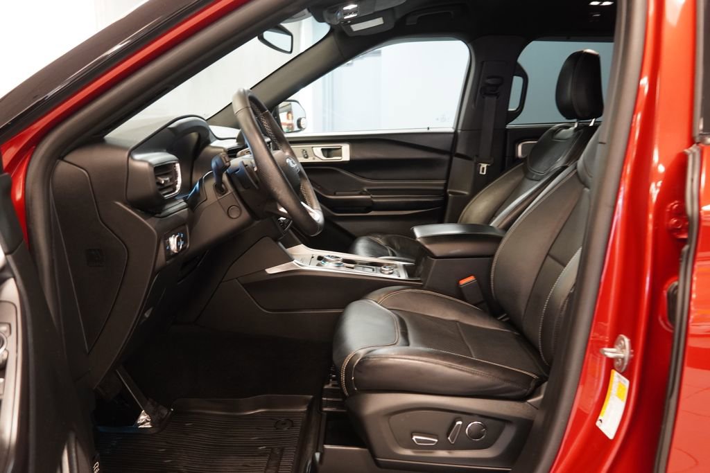 Used 2020 Ford Explorer ST AWD/4WD image 4