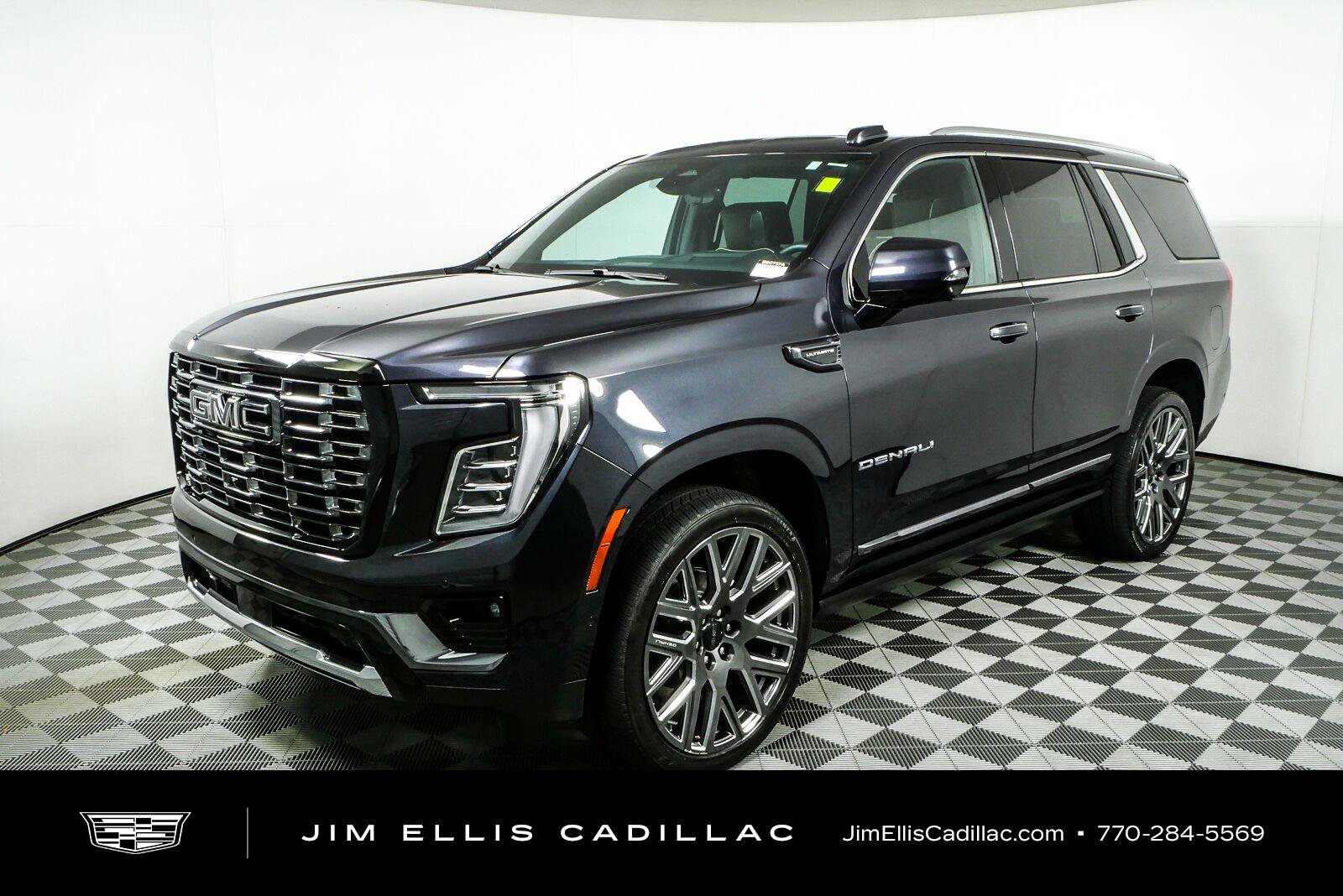 Used 2025 GMC Yukon Denali Ultimate AWD/4WD image 27