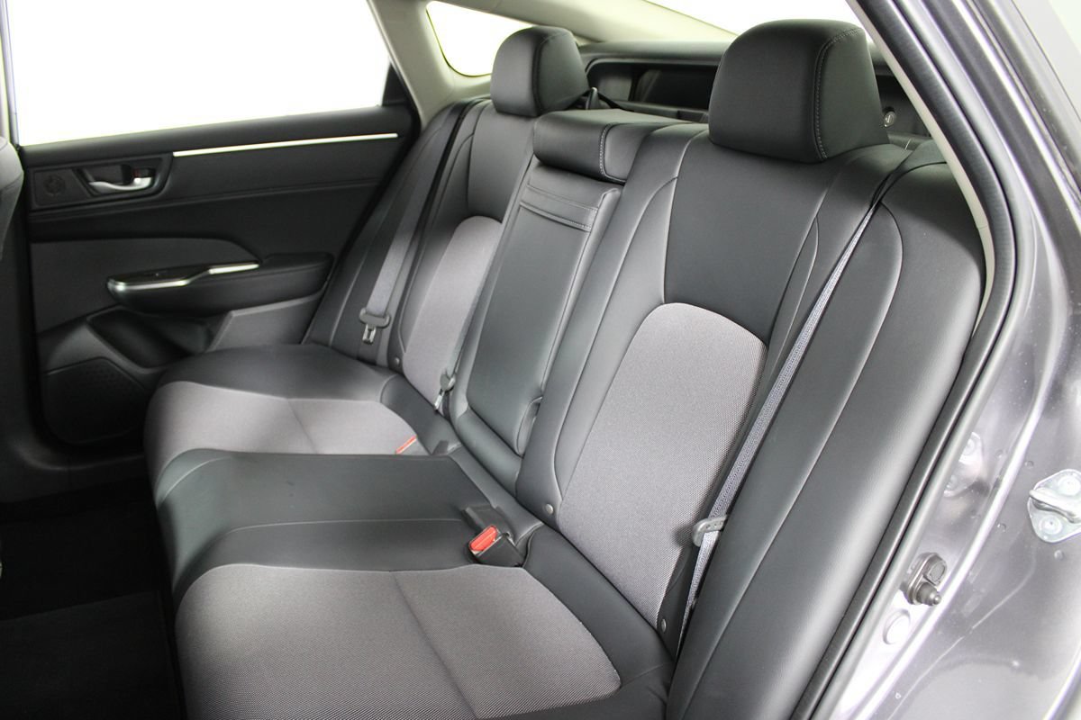 Used 2019 Honda Clarity Plug-In Hybrid image 24