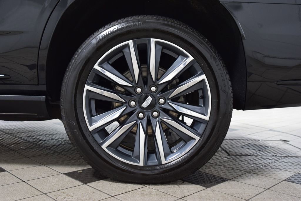 Used 2024 Cadillac Escalade Sport Platinum w/ LPO, Floor Liner Package AWD/4WD image 27