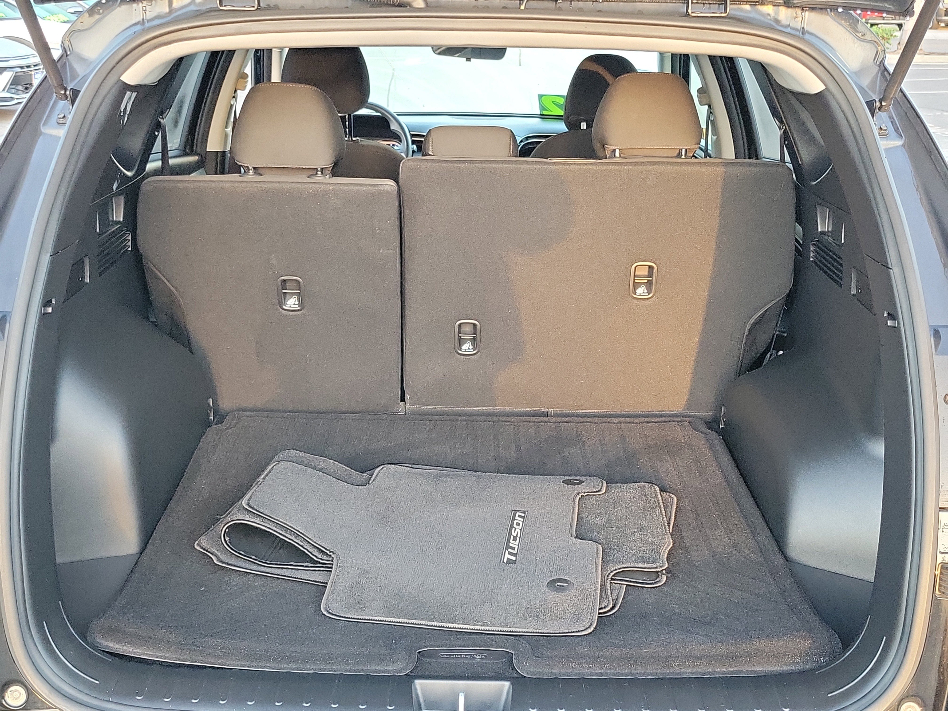 Used 2022 Hyundai Tucson SEL w/ Cargo Package image 23