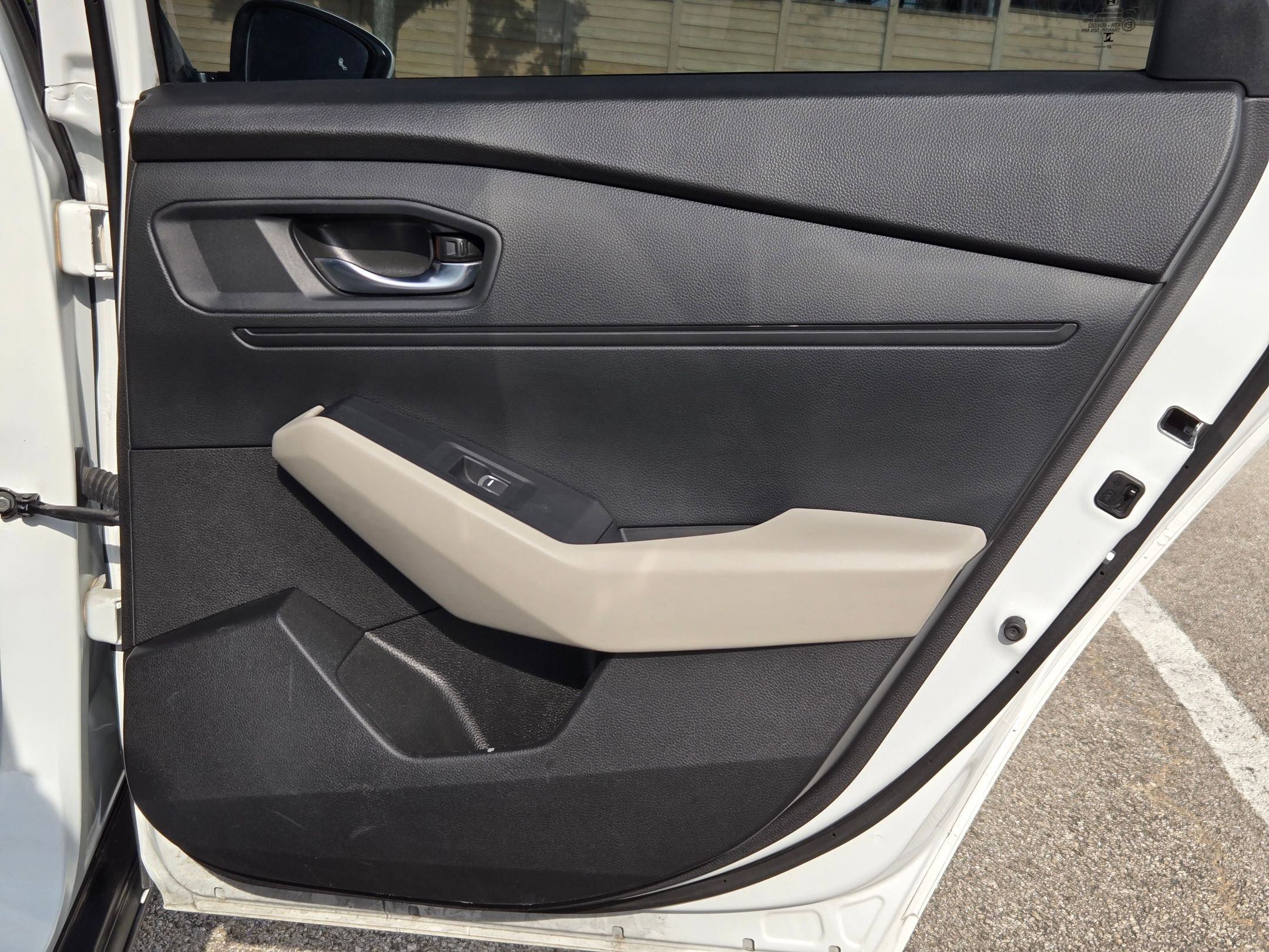Used 2024 Honda Accord EX image 27
