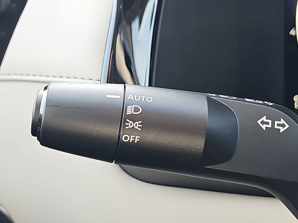 New 2026 Nissan Pathfinder SL w/ SL Premium Package image 30