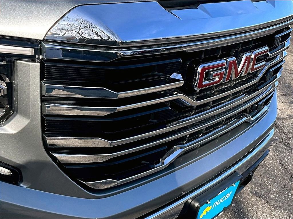 Used 2026 GMC Sierra 1500 SLT AWD/4WD image 33