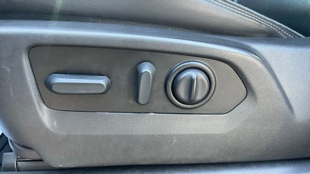 Used 2022 Chevrolet Silverado 3500 High Country image 11