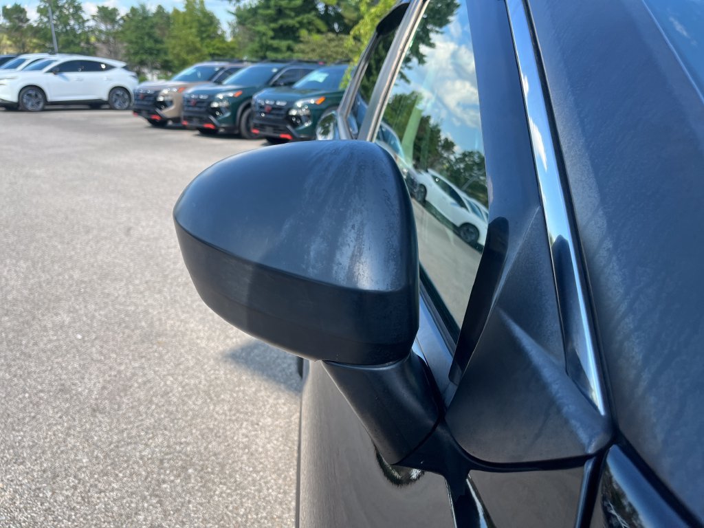 Used 2021 Nissan Rogue S FWD image 37