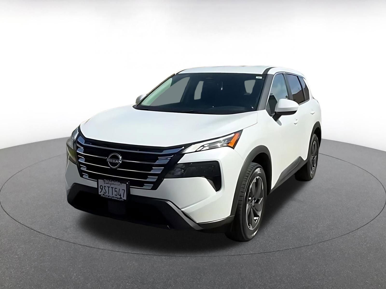 Used 2025 Nissan Rogue SV FWD image 7