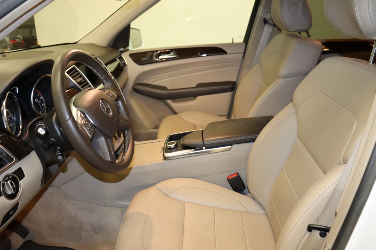 Used 2015 Mercedes-Benz ML 250 BlueTEC 4MATIC image 11