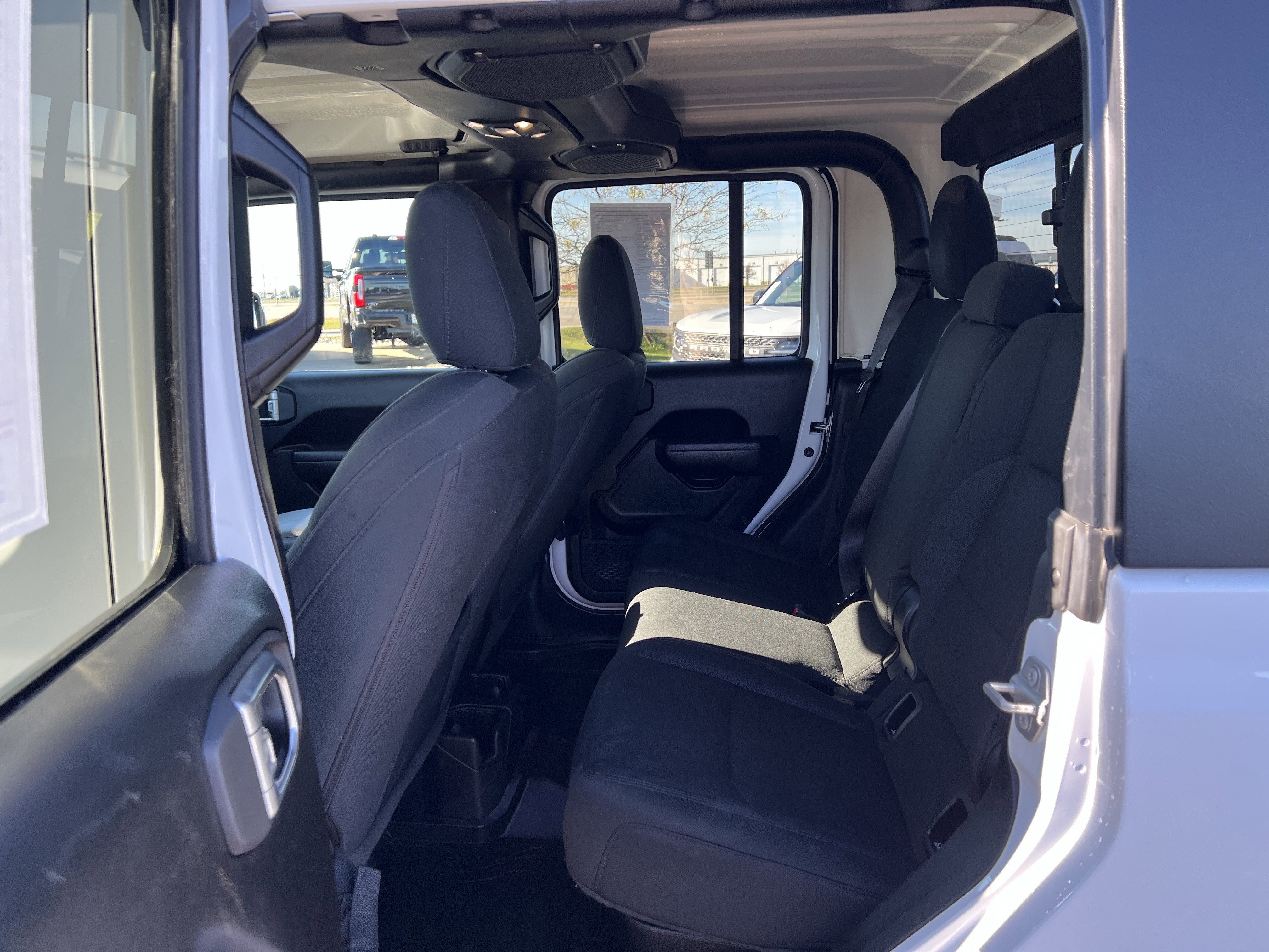 Used 2022 Jeep Gladiator Sport image 19