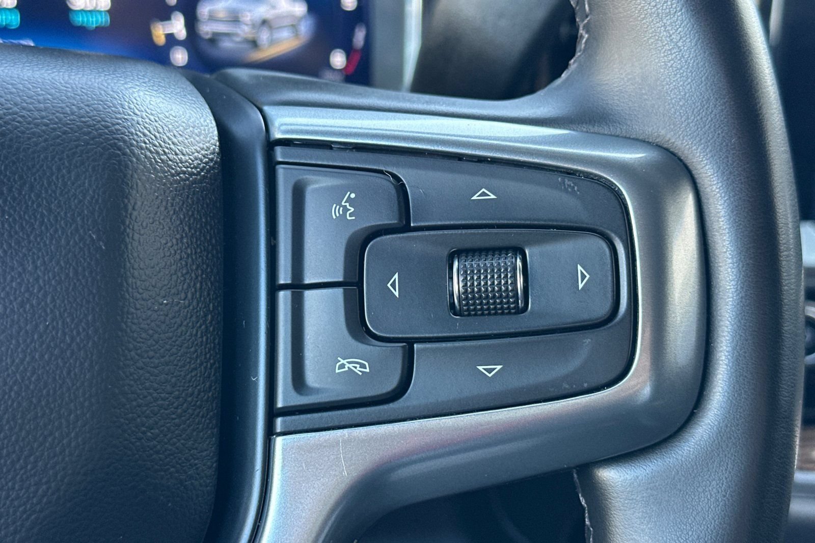 Certified 2023 Chevrolet Silverado 1500 LT RWD image 32