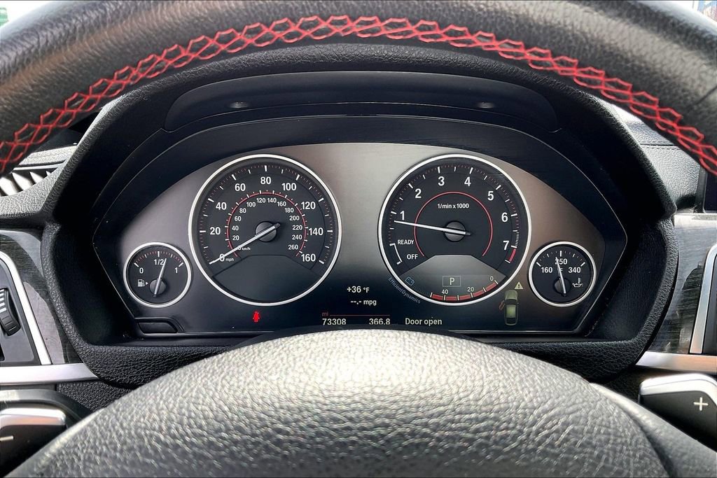 Used 2018 BMW 330i Gran Turismo xDrive image 13