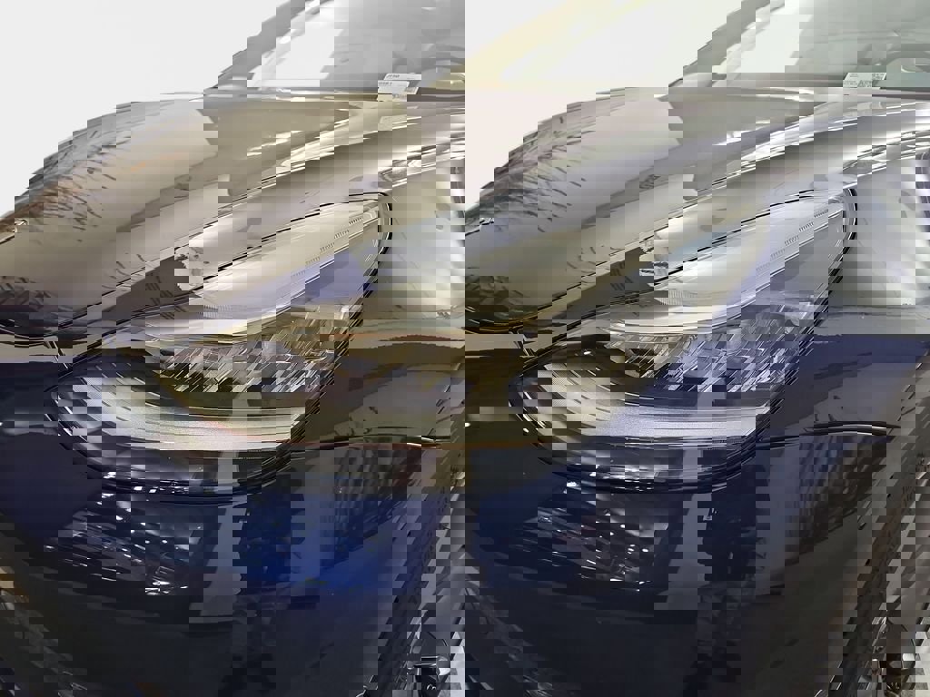 Used 2018 Tesla Model 3 Long Range image 31