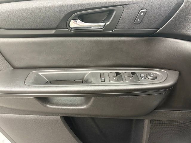 Used 2016 Chevrolet Traverse LT FWD image 12