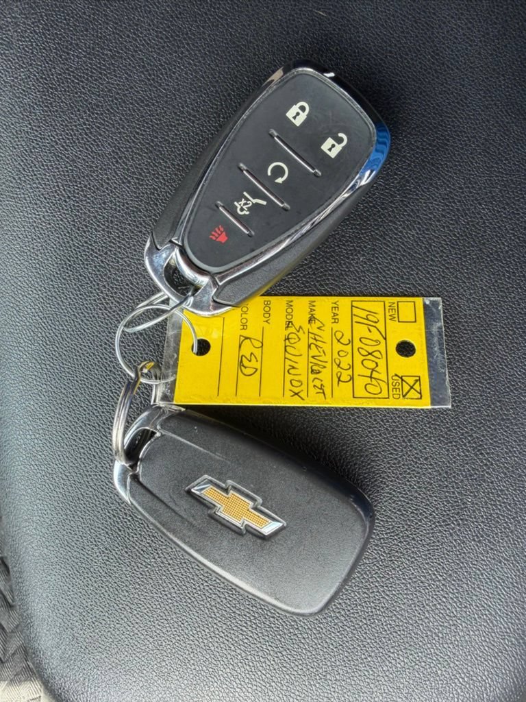 Used 2022 Chevrolet Equinox LT FWD image 2