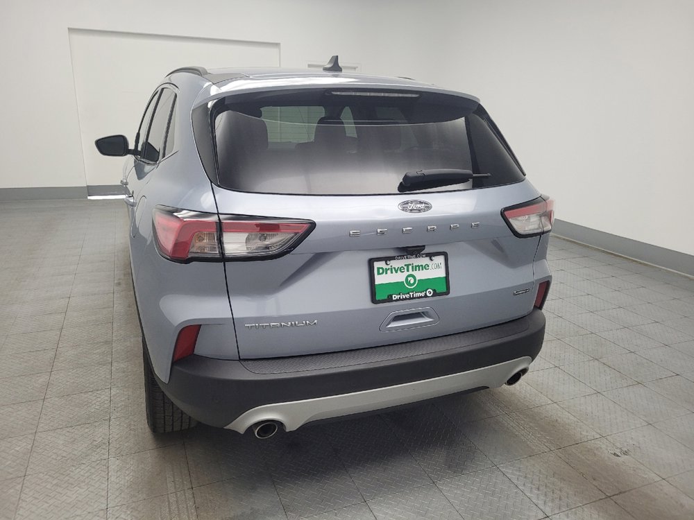 Used 2022 Ford Escape Titanium image 6
