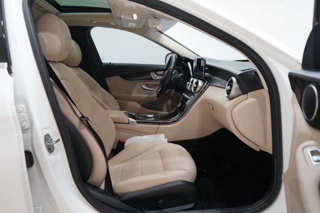 Used 2020 Mercedes-Benz C 300 Sedan image 35