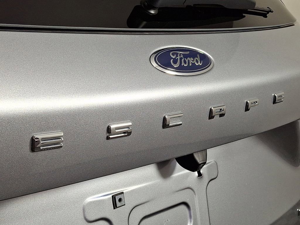 Used 2023 Ford Escape Active image 29