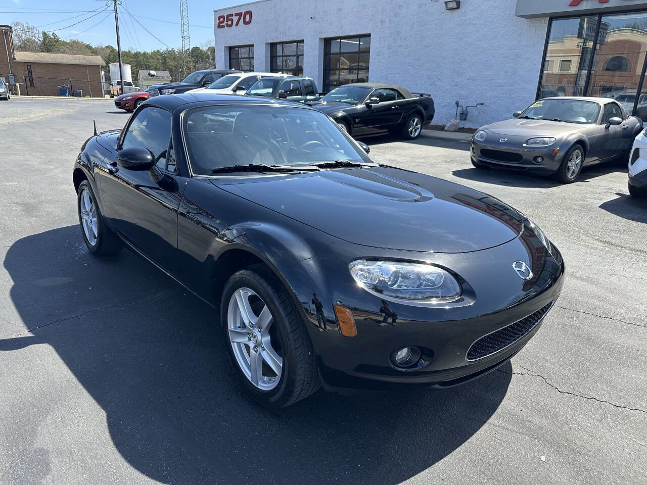 Used 2008 MAZDA MX-5 Miata Sport image 3