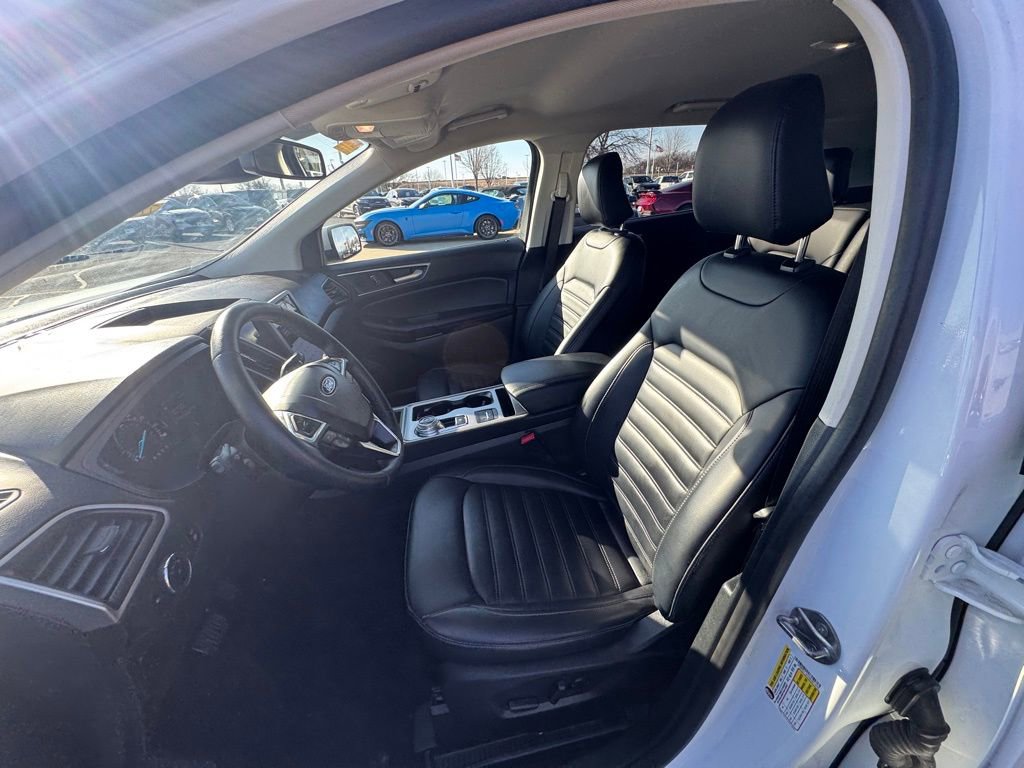 Used 2024 Ford Edge SEL w/ Convenience Package image 9