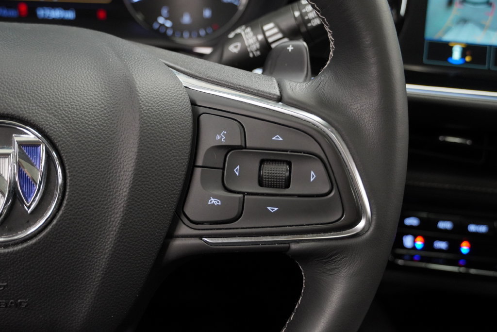 Used 2023 Buick Envision Avenir AWD/4WD image 35