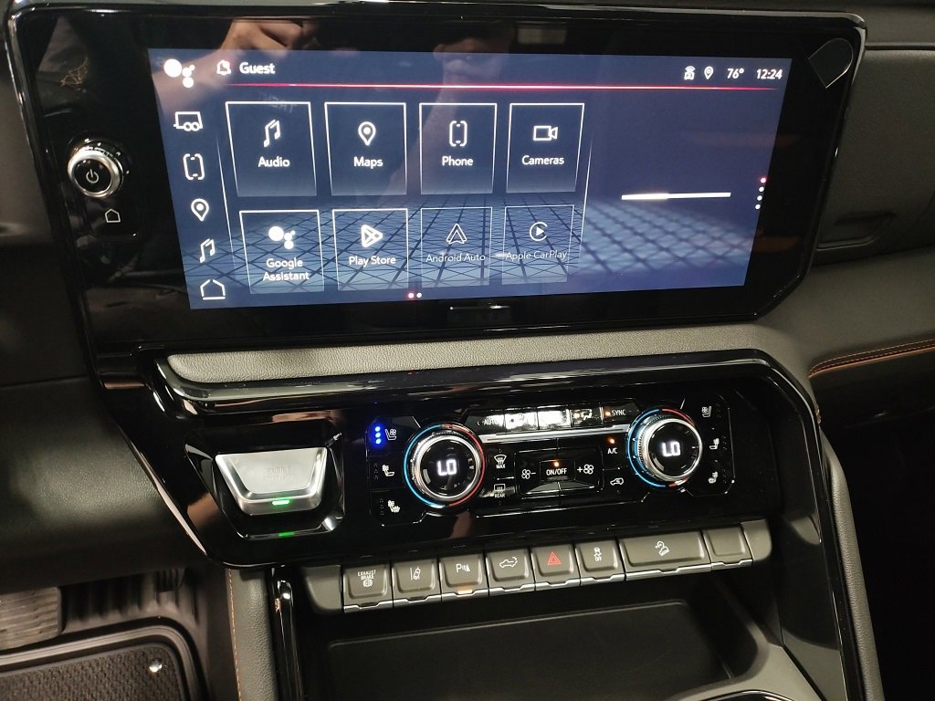 New 2026 GMC Sierra 2500 AT4 w/ Technology Package image 30