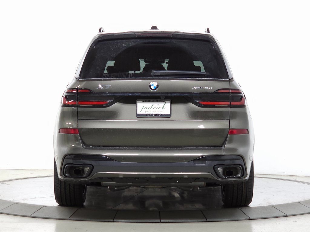 Used 2026 BMW X7 xDrive40i w/ M Sport Package AWD/4WD image 6