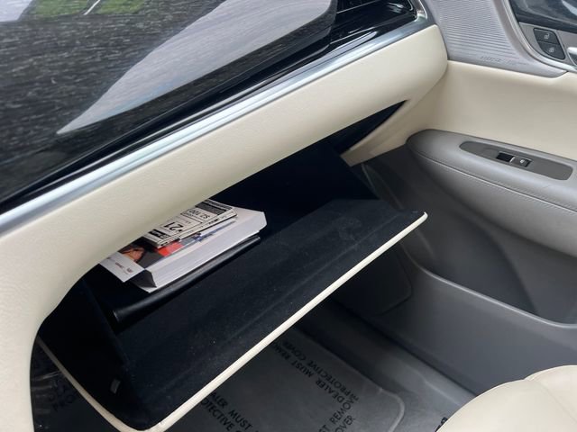 Used 2023 Cadillac XT6 Premium Luxury w/ Technology Package image 35