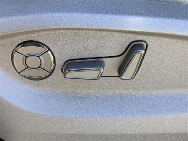 New 2026 Volkswagen Tiguan SE R-Line image 23