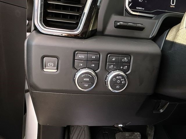 Certified 2024 GMC Sierra 2500 Denali Ultimate image 18