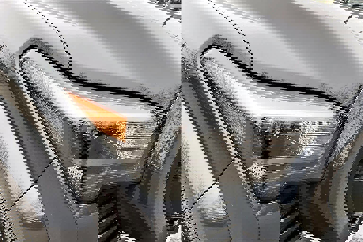 Certified 2025 Toyota Tacoma SR5 image 25