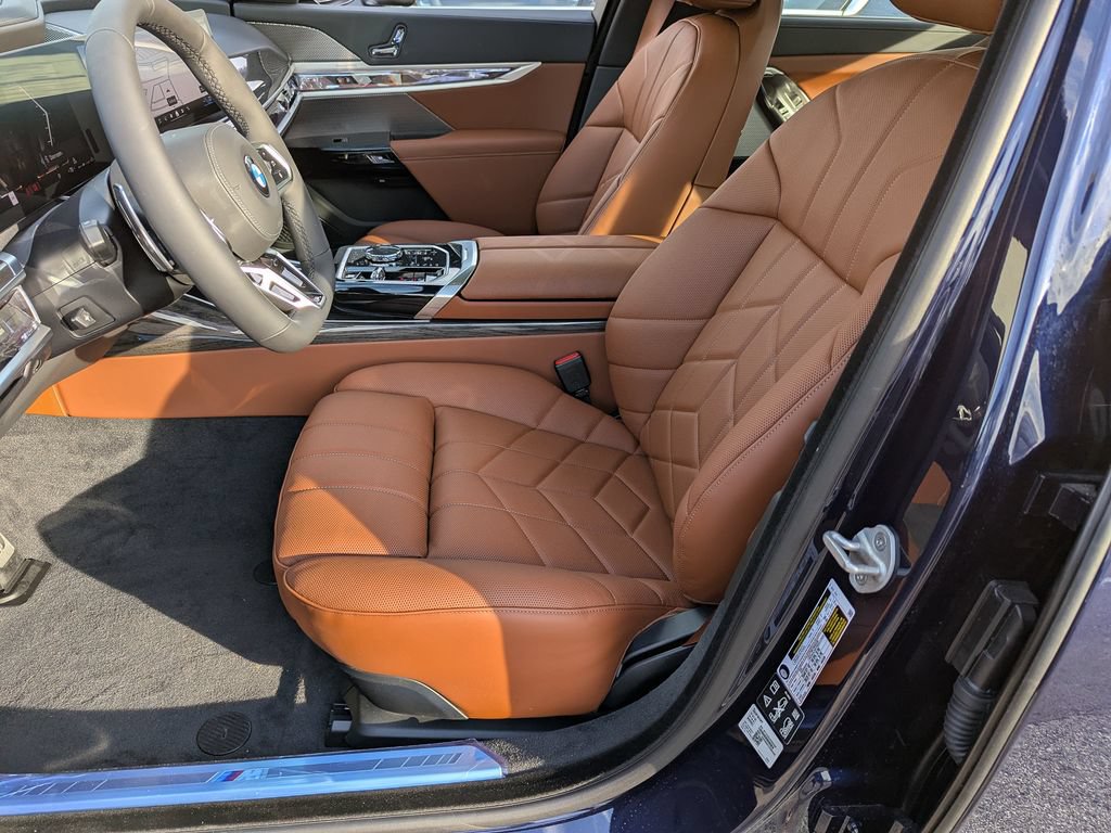 New 2026 BMW 740i xDrive w/ Executive Package AWD/4WD image 16
