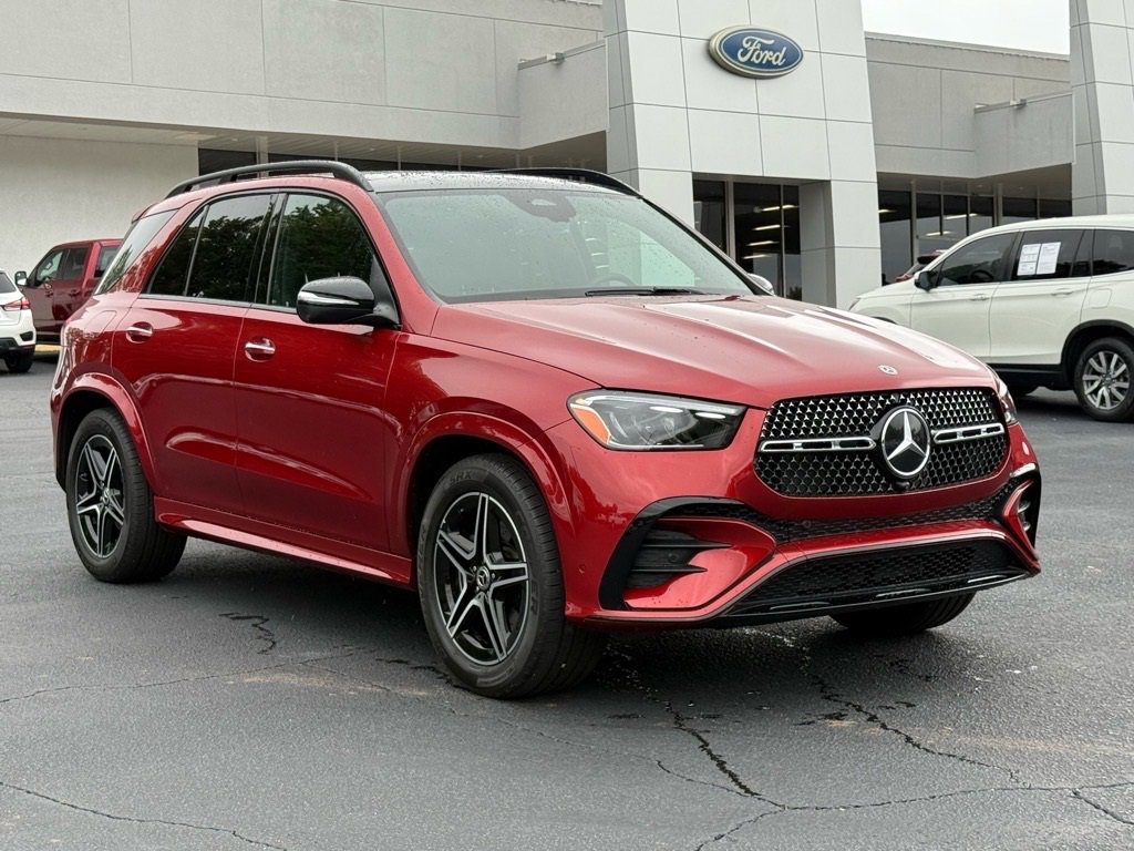 Used 2025 Mercedes-Benz GLE 350 4MATIC image 2