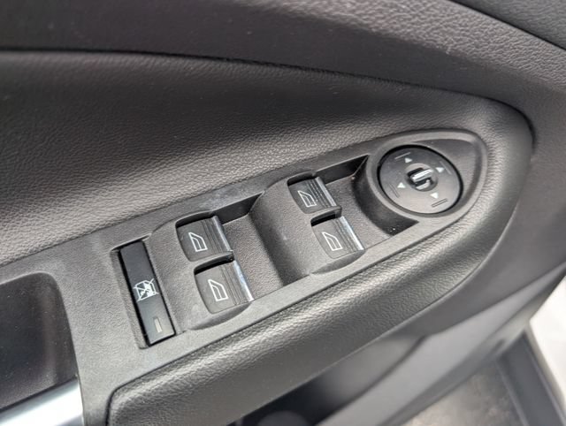Used 2016 Ford Escape SE w/ SE Leather Comfort Package FWD image 16