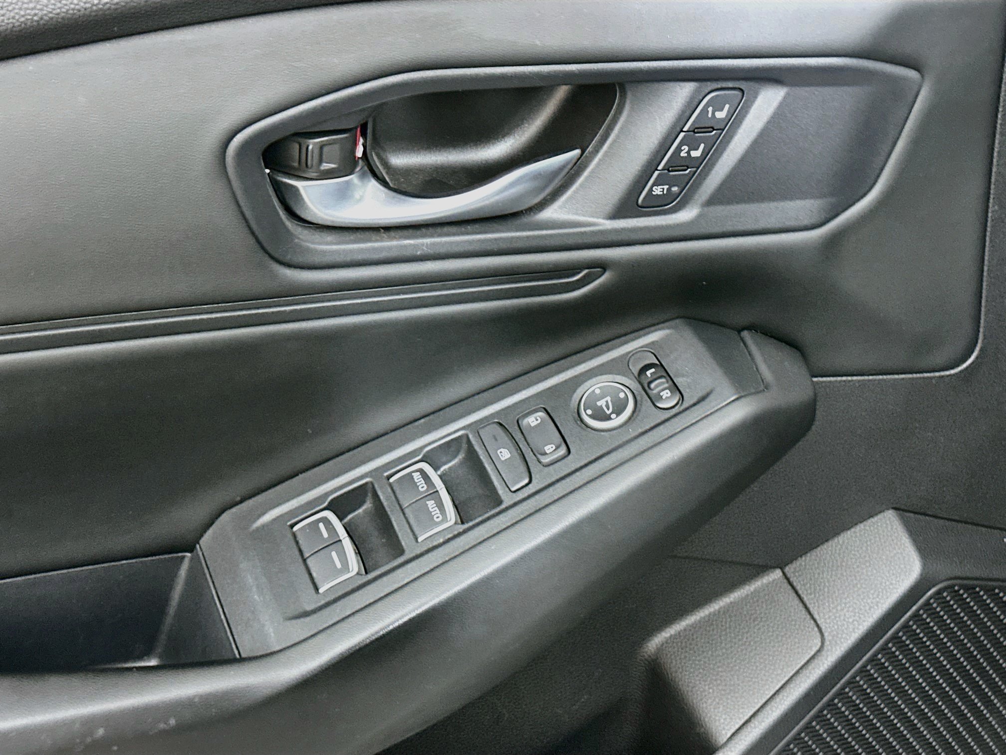 Used 2023 Honda Accord EX-L image 15