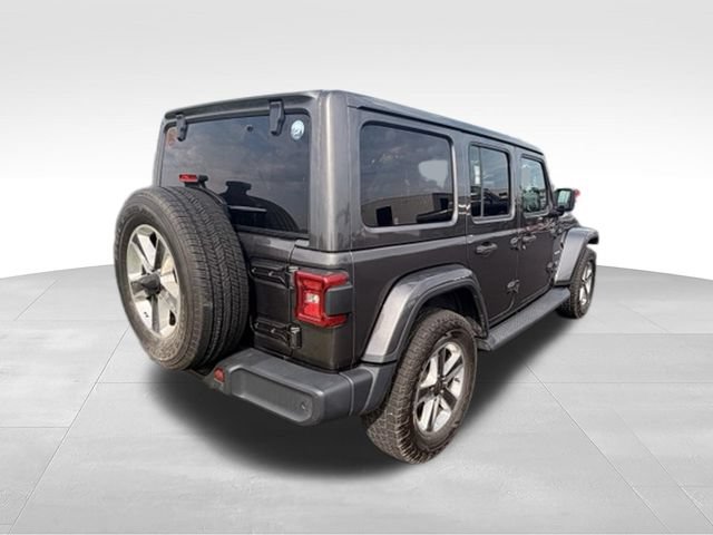 Used 2018 Jeep Wrangler Unlimited Sahara AWD/4WD image 5