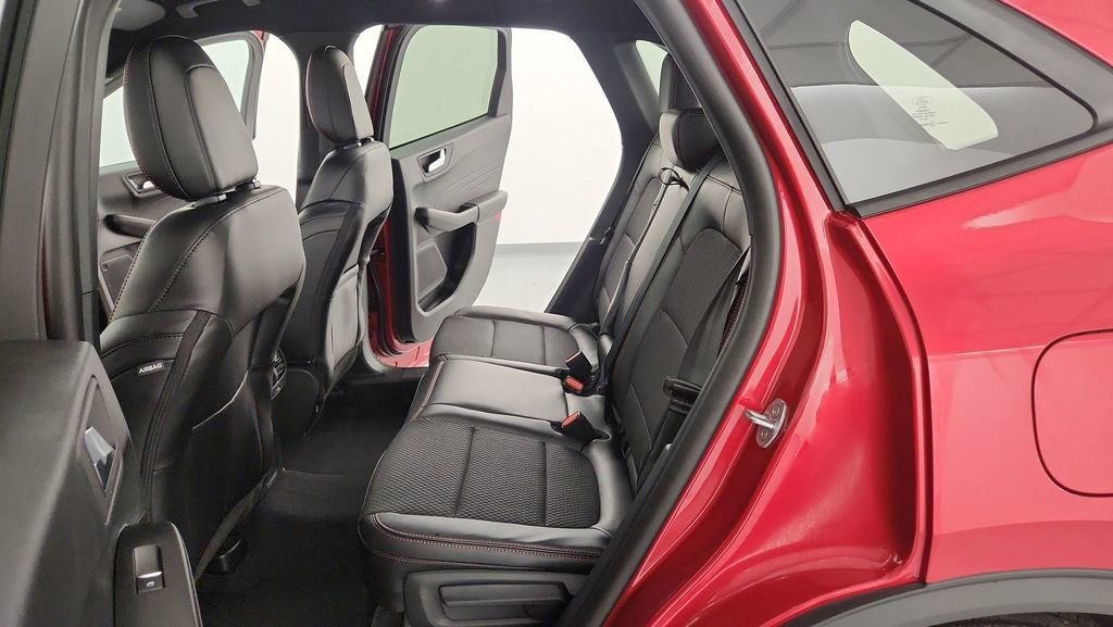 New 2026 Ford Escape ST-Line w/ Tech Pack #1 image 32