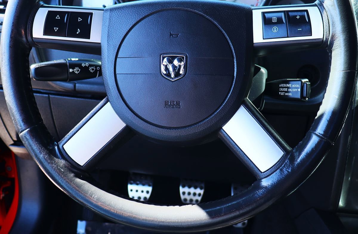 Used 2009 Dodge Challenger SRT8 RWD image 43