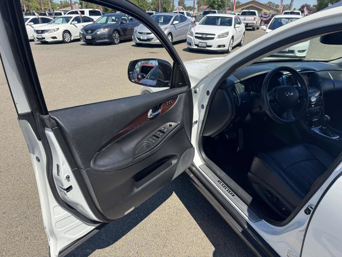 Used 2016 INFINITI QX50 2WD w/ Technology Package image 23